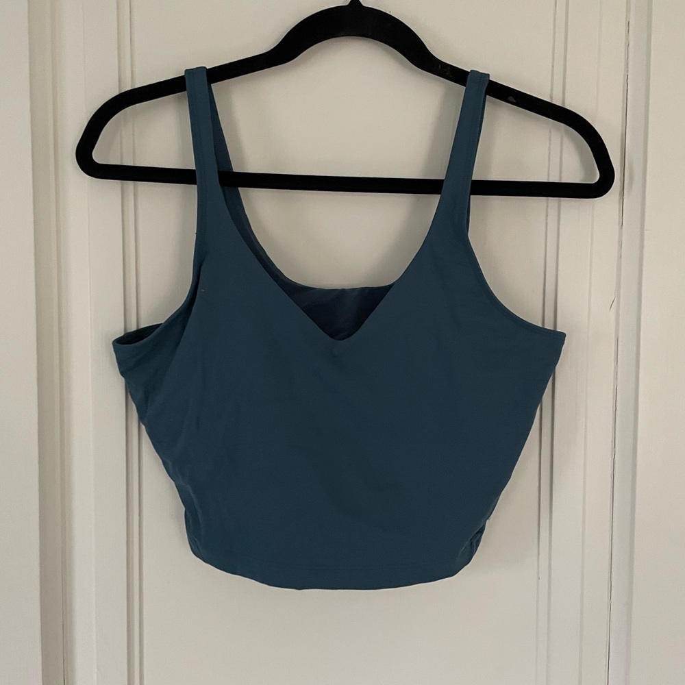 Amazon size medium blue crop